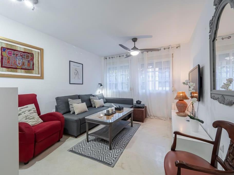 Tranquilo Y Bonito Apartamento A 10 Min Del Centro Málaga Exterior foto